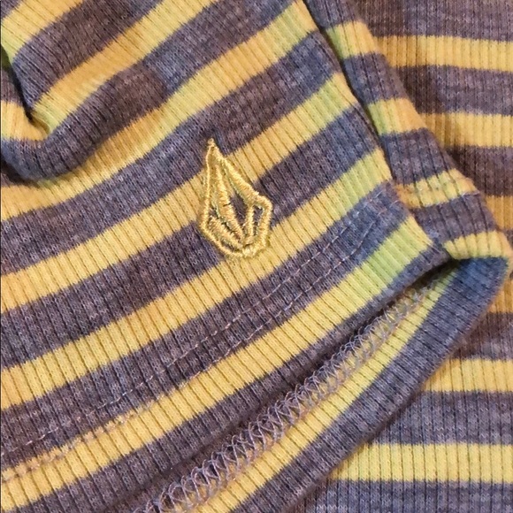 Volcom Crop Top with Stripes - Picture 2 of 3